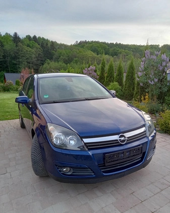 Opel Astra cena 11900 przebieg: 157000, rok produkcji 2004 z Pieniężno małe 191